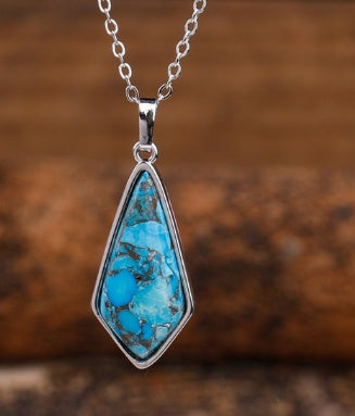 Ozeanleuchtende Kette – Celestia